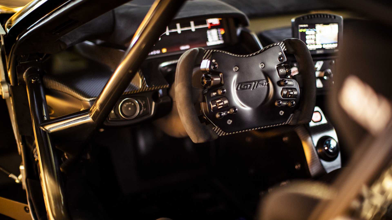 Illustration for article titled The Ford GT MkII Goes Out With a $1.2 Million Bang